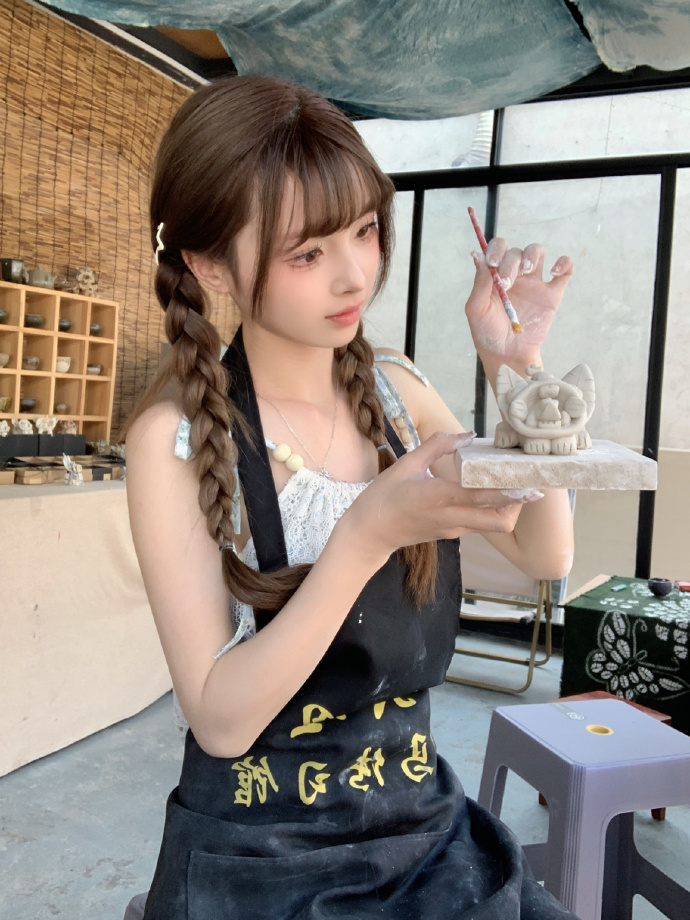 名侦探柯南：黑铁的鱼影 封面